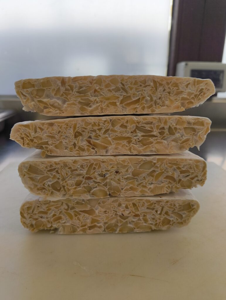 Tempeh di mandorla